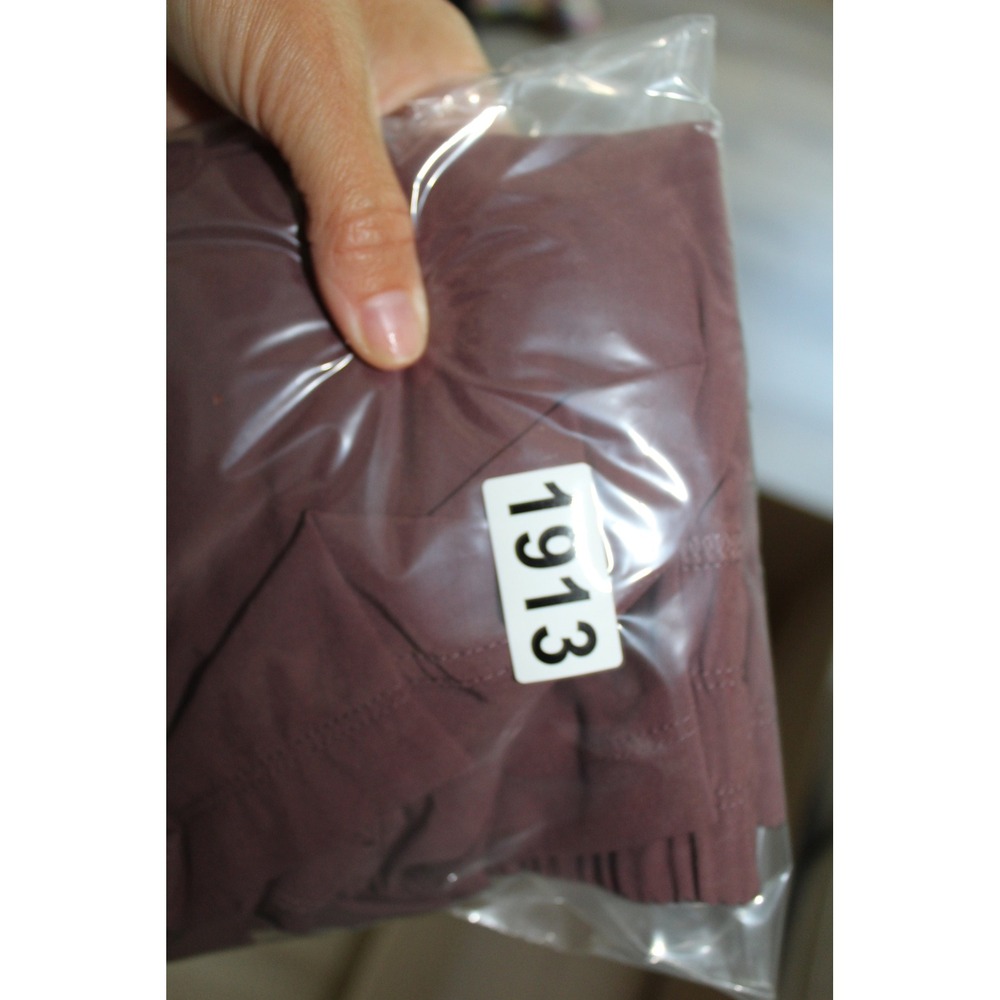 Free Fly Women's Pull On Athletic Shorts Mahogany Plum Size L Smocked Waist Rust - Picture 9 of 9